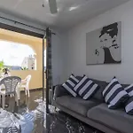 Castle Harbour 39 - Two Bed Daire Los Cristianos (Tenerife)