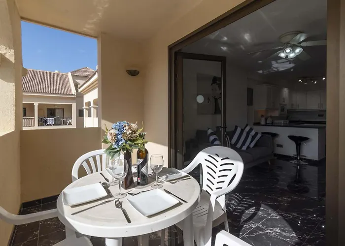 Castle Harbour 39 - Two Bed Los Cristianos (Tenerife)