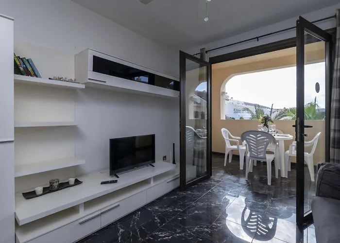 Castle Harbour 39 - Two Bed