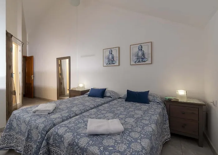 Castle Harbour 39 - Two Bed Apartament Los Cristianos (Tenerife)