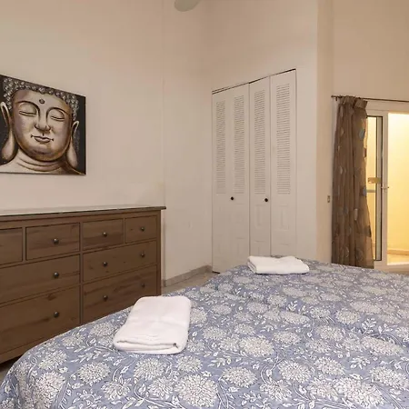 Castle Harbour 39 - Two Bed