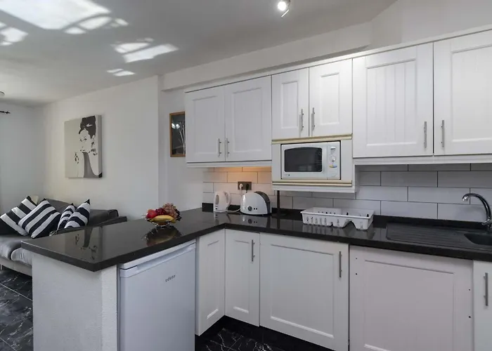 Castle Harbour 39 - Two Bed Los Cristianos (Tenerife)