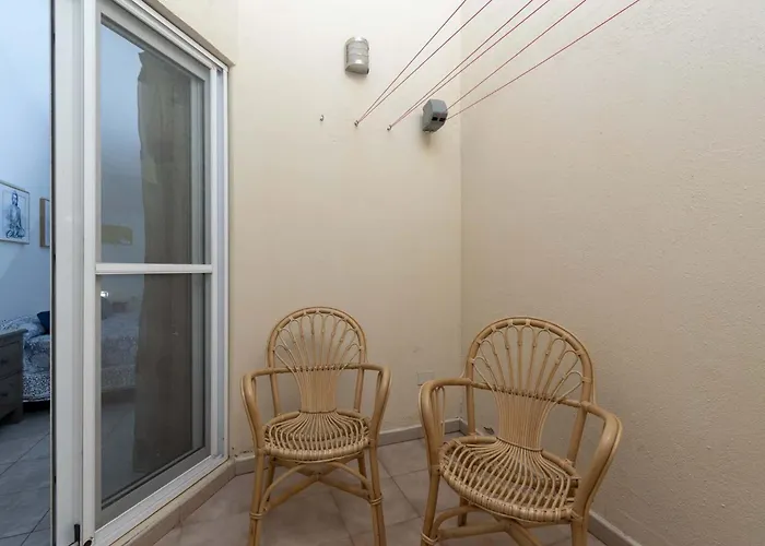 Castle Harbour 39 - Two Bed Daire