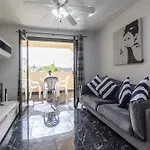 شقة Castle Harbour 39 - Two Bed *